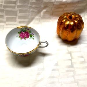 Tea cup, porcelain, rose pattern